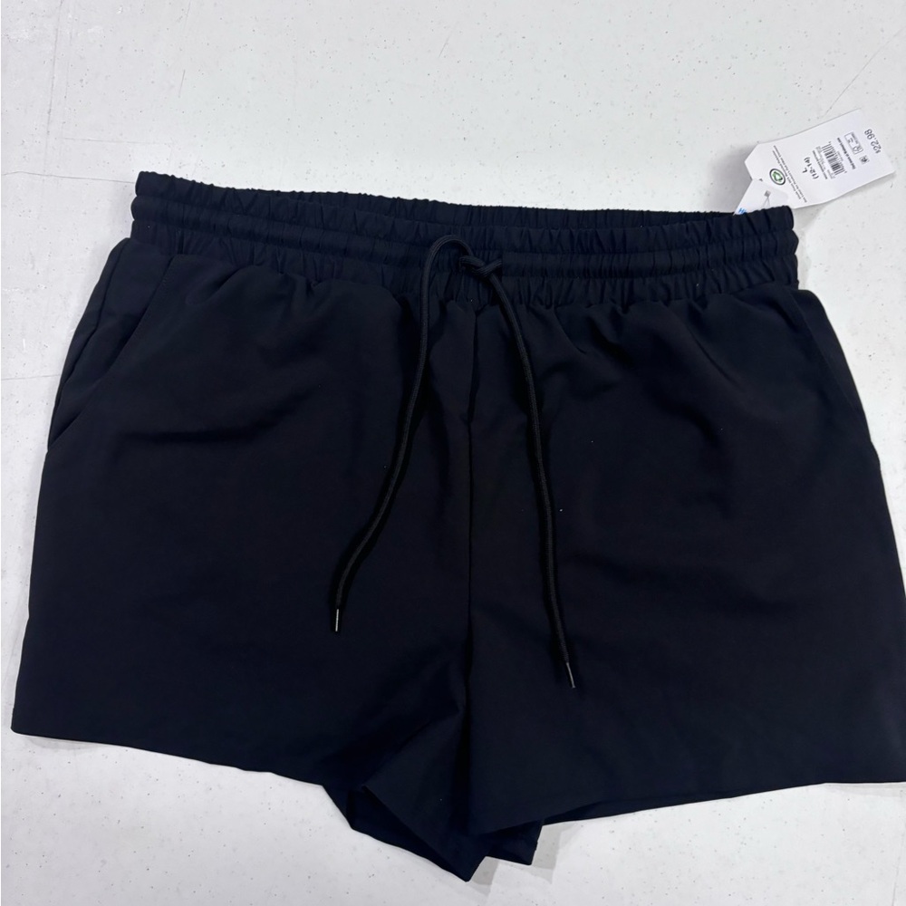 NWT Time and Tru Charcoal Elastic Waist Shorts Size L